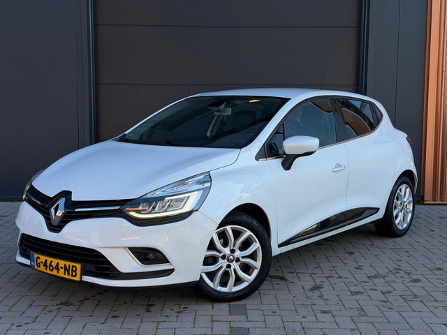 Foto 9 van Renault Clio 0.9 TCe Limited|100% Onderhouden|Pearl White|Stoelverwarming|Parkeersensoren|Keyless|Na
