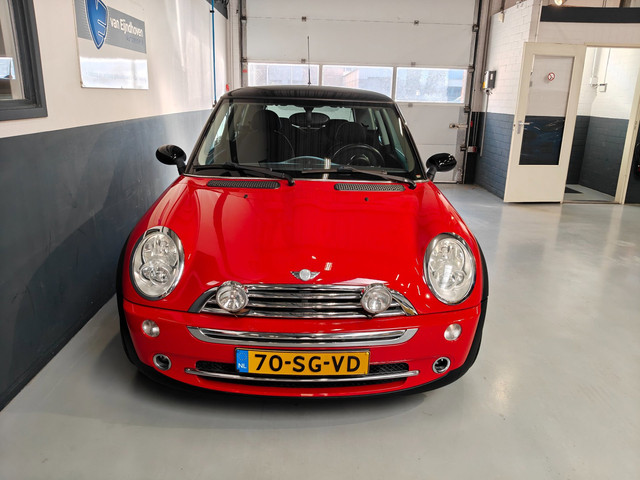 Foto 2 van Mini 3-Deurs 1.6 Cooper Seven