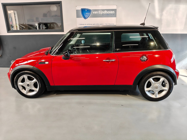 Foto 8 van Mini 3-Deurs 1.6 Cooper Seven