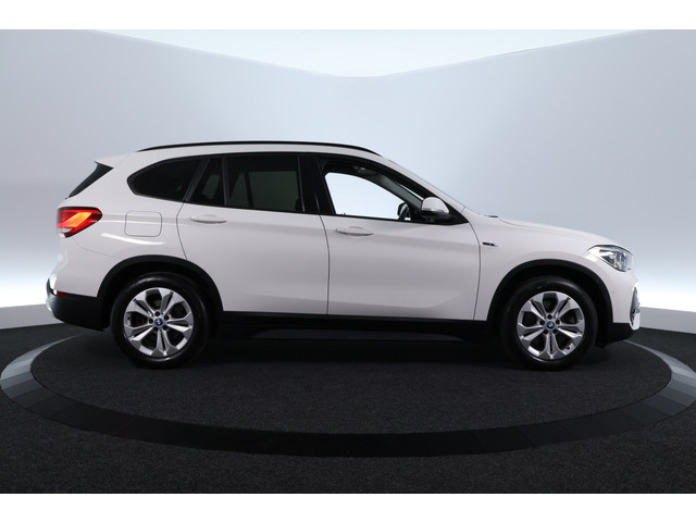 Foto 9 van BMW X1 xDrive25e eDrive Edition |CAMERA|HEAD UP|ST VWM|LED|TREKHAAK|CLIMA