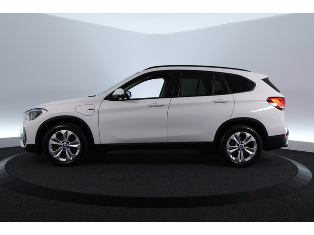 Foto 5 van BMW X1 xDrive25e eDrive Edition |CAMERA|HEAD UP|ST VWM|LED|TREKHAAK|CLIMA