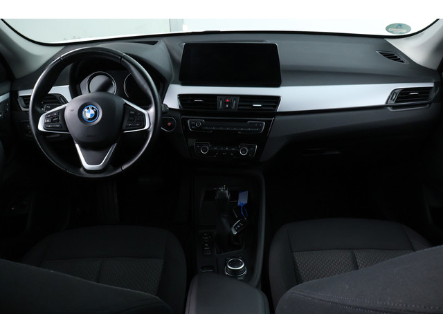 Foto 4 van BMW X1 xDrive25e eDrive Edition |CAMERA|HEAD UP|ST VWM|LED|TREKHAAK|CLIMA