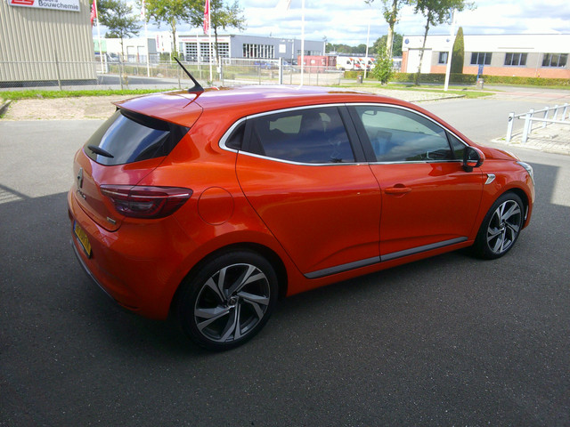 Foto 8 van Renault Clio 1.0 TCe R.S. Line Staat in Hoogeveen Prachtige auto