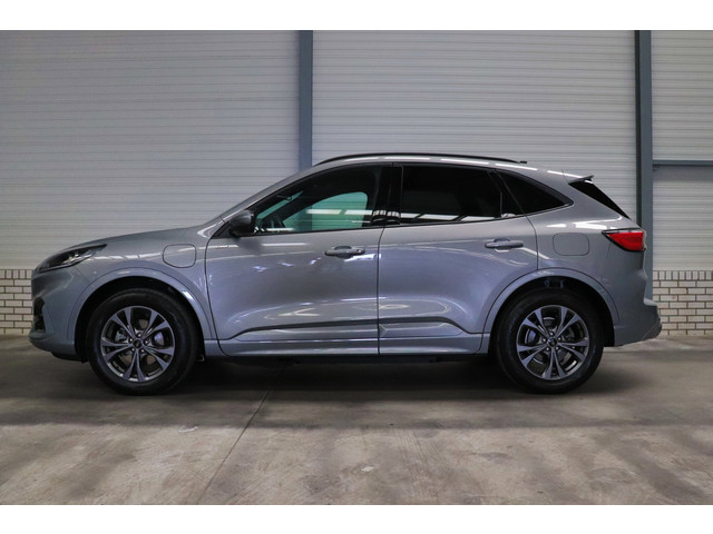 Foto 4 van Ford Kuga Ford Kuga 2.5 PHEV ST-Line | Hybride | Dealer Onderhouden | Luxe SUV | CAMERA | NAVI | KEY