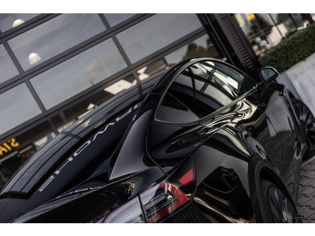 Foto 9 van Tesla Model Y Performance AWD 75 kWh, 462 PK, NL auto, Trekhaak, 1e eigenaar!