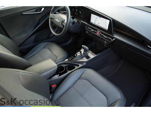 Foto 9 van Kia Niro 1.6 GDi Hybrid DynamicLine