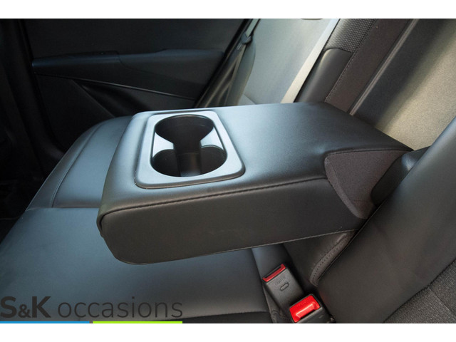 Foto 6 van Kia Niro 1.6 GDi Hybrid DynamicLine