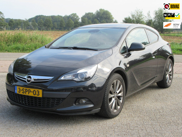 Foto 10 van Opel Astra GTC 1.4 Turbo Design Edition