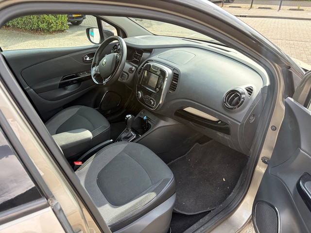 Foto 4 van Renault Captur 1.2 TCe Dynamique AUTOMAAT