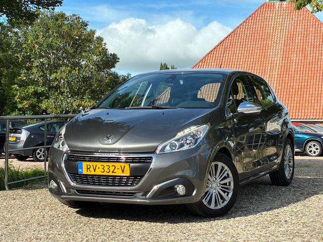 Foto 4 van Peugeot 208 1.2 PureTech Allure | Automaat + Cruise + Camera Nu € 7.975,-!!!