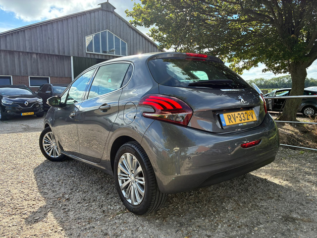 Foto 6 van Peugeot 208 1.2 PureTech Allure | Automaat + Cruise + Camera Nu € 7.975,-!!!