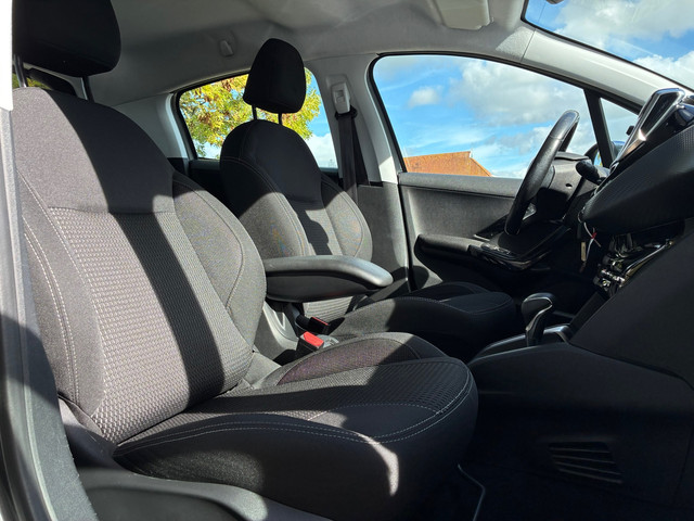 Foto 9 van Peugeot 208 1.2 PureTech Allure | Automaat + Cruise + Camera Nu € 7.975,-!!!
