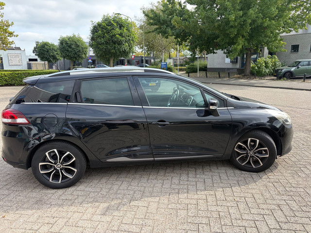 Foto 2 van Renault Clio Estate 0.9 TCe Night&Day