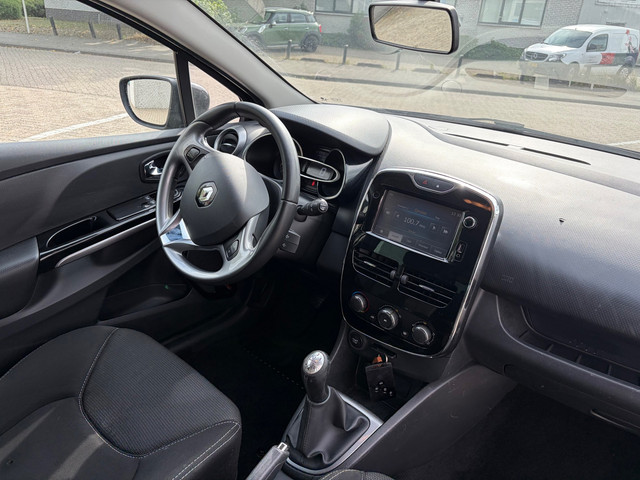 Foto 4 van Renault Clio Estate 0.9 TCe Night&Day