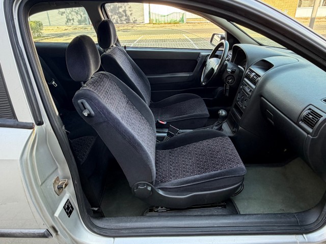 Foto 2 van OPEL ASTRA 1.6 Pearl AUTOMAAT 3DRS RIJDT GOED NAP APK 7-2027
