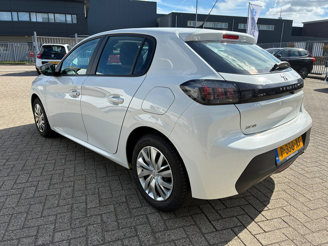 Foto 2 van Peugeot 208 1.2 PureTech Active