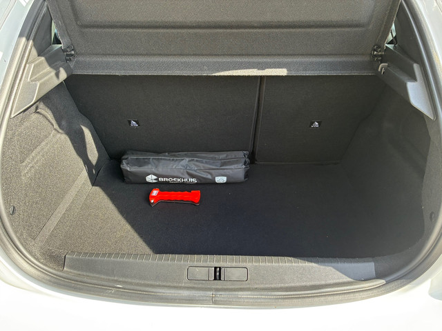 Foto 7 van Peugeot 208 1.2 PureTech Active