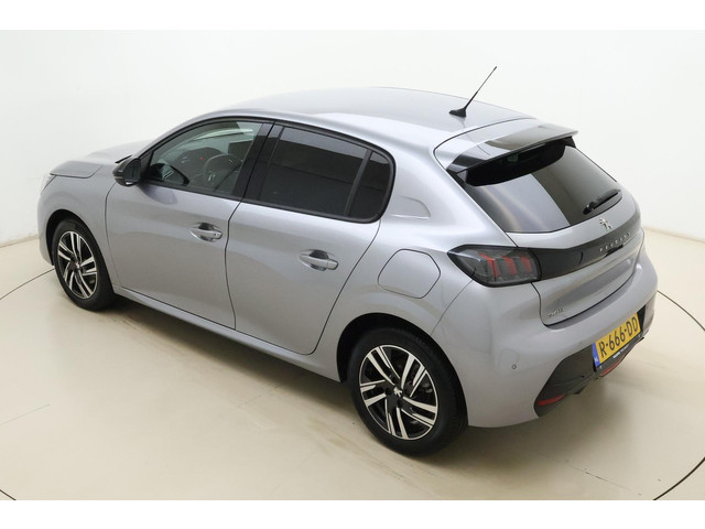 Foto 8 van Peugeot 208 1.2 PureTech Allure | Climate control | Cruise control | Verwarmbare voorstoelen | Apple