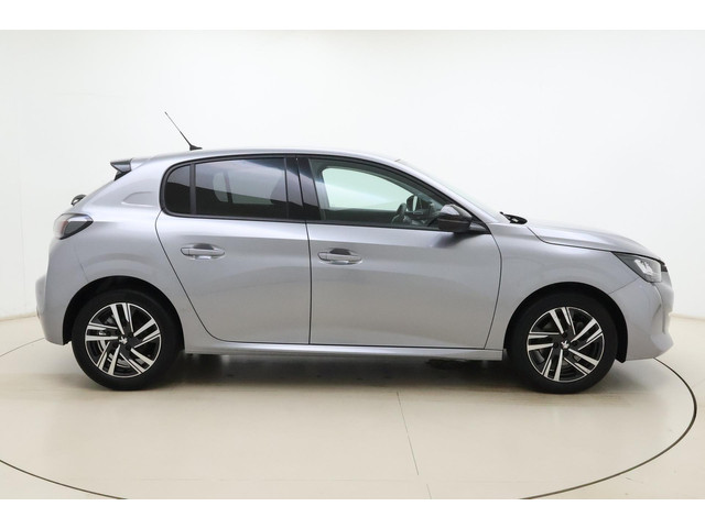 Foto 2 van Peugeot 208 1.2 PureTech Allure | Climate control | Cruise control | Verwarmbare voorstoelen | Apple