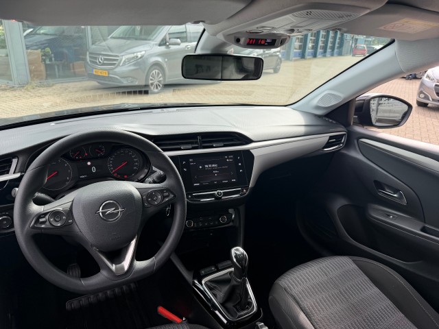 Foto 4 van OPEL CORSA 1.2 EDITION NAVI AIRCO CRUISE CONTROL