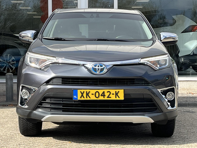 Foto 2 van Toyota RAV4 2.5 Hybrid First Edition