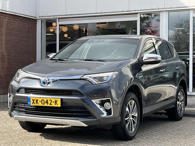 Foto 10 van Toyota RAV4 2.5 Hybrid First Edition