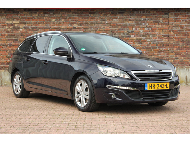 Foto 10 van Peugeot 308 SW 1.6 BlueHDI Blue Lease Executive Pack| Trekhaak afneembaar|