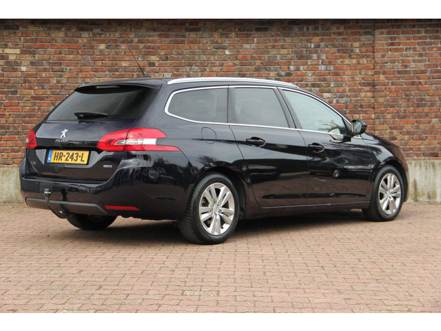Foto 9 van Peugeot 308 SW 1.6 BlueHDI Blue Lease Executive Pack| Trekhaak afneembaar|