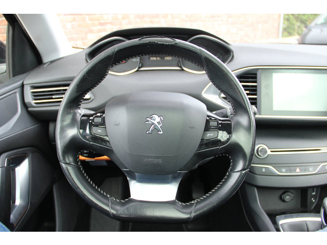 Foto 2 van Peugeot 308 SW 1.6 BlueHDI Blue Lease Executive Pack| Trekhaak afneembaar|