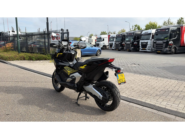 Foto 6 van Honda Scooter NC 750 X-ADV CRUISE CONTROL / BLUETOOTH