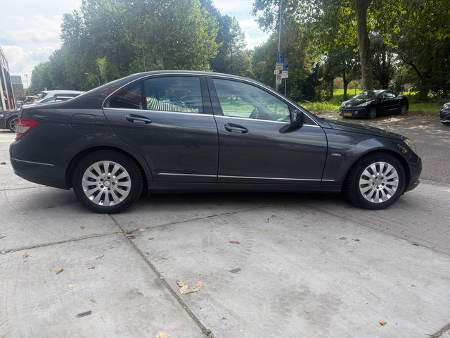 Foto 7 van Mercedes-Benz C-klasse 180 CGI BlueEFFICIENCY Business Edition Elegance