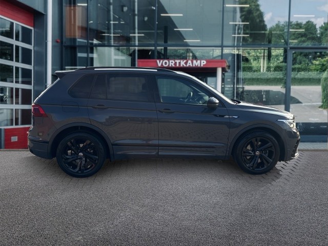 Foto 7 van VOLKSWAGEN TIGUAN 2.0 TDI DSG R-LINE 4MOTION 360CAM/E-KLEP/ACC/STANDKACHEL/IQ/STOELVERW