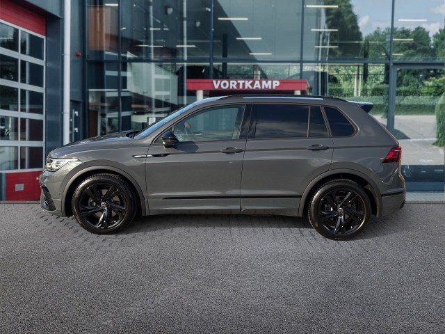 Foto 3 van VOLKSWAGEN TIGUAN 2.0 TDI DSG R-LINE 4MOTION 360CAM/E-KLEP/ACC/STANDKACHEL/IQ/STOELVERW
