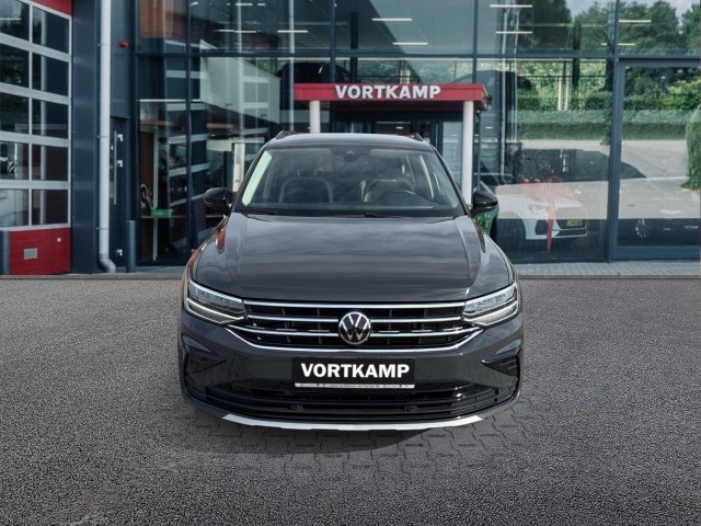 Foto 5 van VOLKSWAGEN TIGUAN 1.5 TSI DSG LIFE URBAN SPORT CAMERA/ELEK-KLEP/ACC/STOEL+STUURVERW