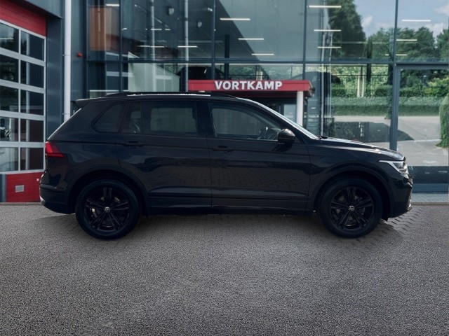 Foto 7 van VOLKSWAGEN TIGUAN 1.5 TSI DSG LIFE URBAN SPORT CAMERA/ELEK-KLEP/ACC/STOEL+STUURVERW