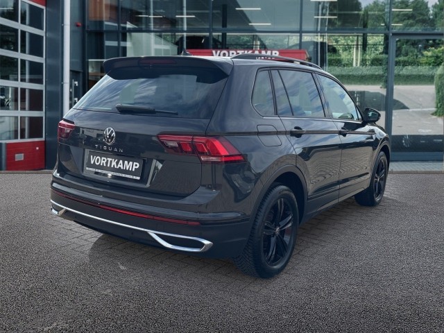 Foto 8 van VOLKSWAGEN TIGUAN 1.5 TSI DSG LIFE URBAN SPORT CAMERA/ELEK-KLEP/ACC/STOEL+STUURVERW