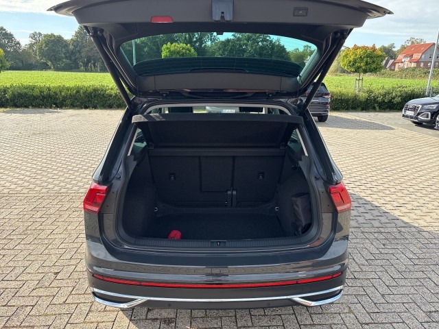 Foto 3 van VOLKSWAGEN TIGUAN 1.5 TSI DSG LIFE URBAN SPORT CAMERA/ELEK-KLEP/ACC/STOEL+STUURVERW