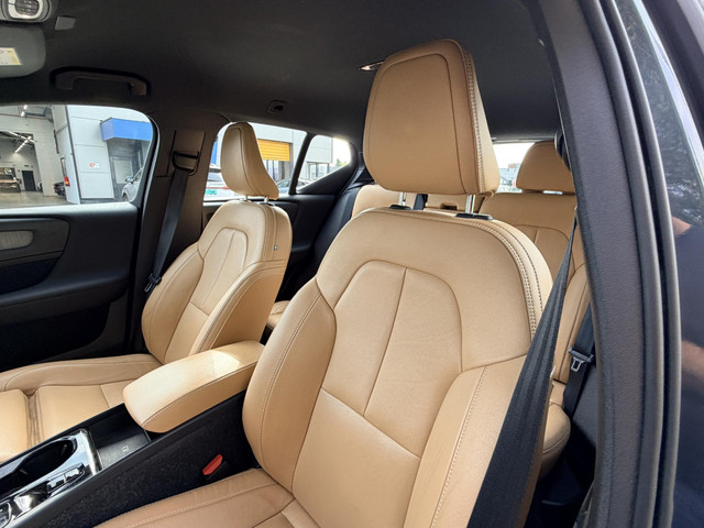Volvo XC40 1.5 T4 211PK Recharge Inscription•Leder•Trekhaak