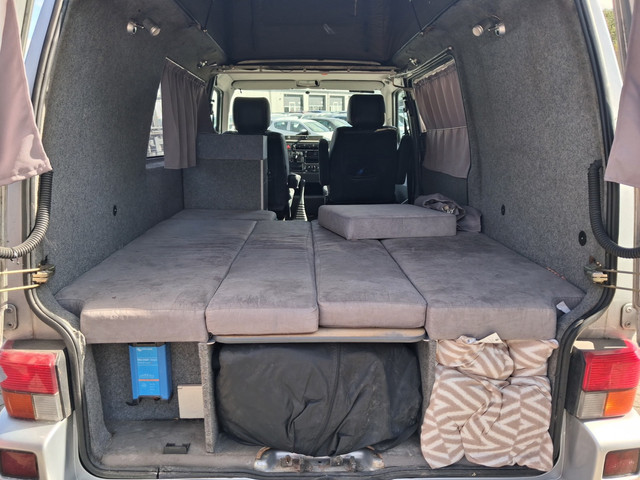 Foto 9 van Volkswagen TRANSPORTER 2.5 TDI 65 KW |CAMPER|