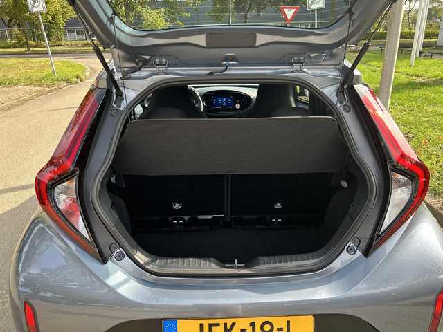 Foto 6 van Toyota Aygo X 1.0 VVT-i MT Play