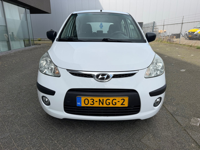 Foto 2 van Hyundai I10 1.1 Active Cool AIRCO. BJ 8-2010. A-K 9-2027