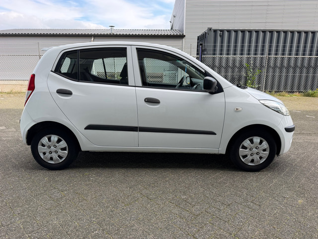 Foto 4 van Hyundai I10 1.1 Active Cool AIRCO. BJ 8-2010. A-K 9-2027