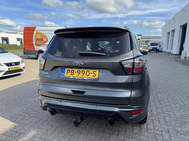 Foto 8 van Ford Kuga 1.5 EcoBoost ST Line 150pk | Adaptieve Cruise | Panorama dak | Winterpack | Trekhaak Afnee