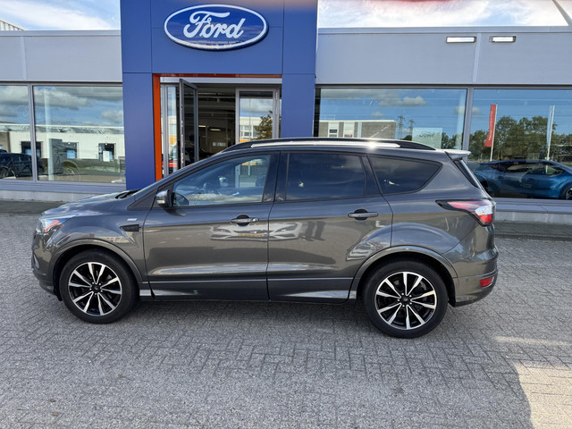 Foto 10 van Ford Kuga 1.5 EcoBoost ST Line 150pk | Adaptieve Cruise | Panorama dak | Winterpack | Trekhaak Afnee