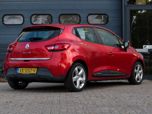 Foto 3 van Renault Clio 1.2 Night & Day | Stoelverwarming | Cruise | AC