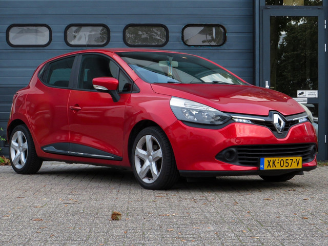 Foto 8 van Renault Clio 1.2 Night & Day | Stoelverwarming | Cruise | AC