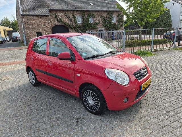 Foto 10 van Kia Picanto 1.0 Seven
