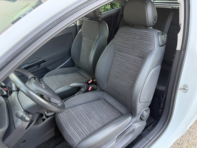 Foto 8 van Opel Corsa 1.2 EcoFlex Selection|Stoel-Stuurverwarming|Clima|Cruise|