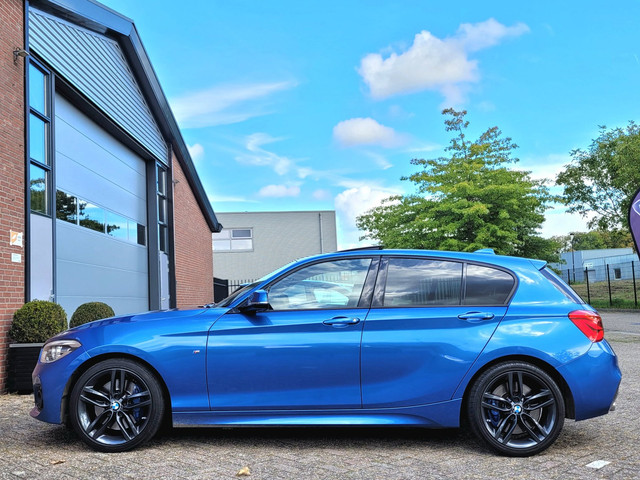 Foto 6 van BMW 1-serie 118i M-Sport, Schuifdak, HiFi (NL-auto NAP)