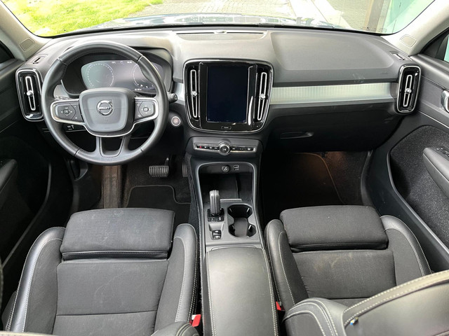 Foto 6 van Volvo XC40 1.5 T3 Momentum Pro Automaat | Rijklaar incl garantie | Trekhaak Adaptieve cruise Dodehoe
